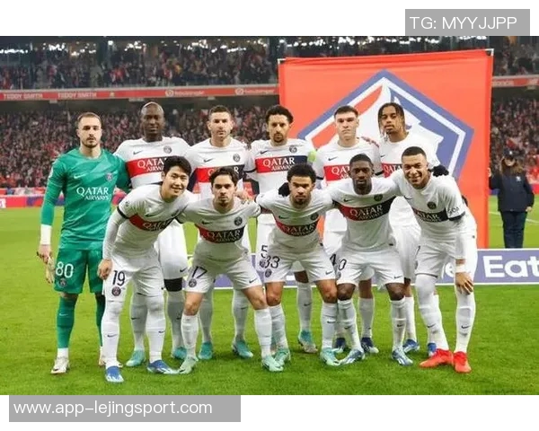 巴黎客战布雷斯特首发阵容公布登贝莱替补K77李刚仁巴尔科拉齐齐登场