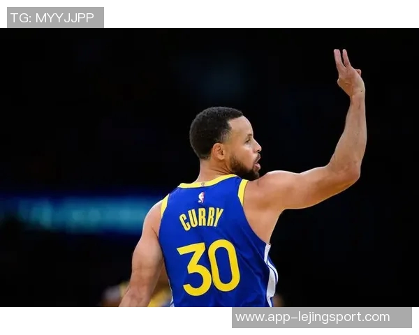 戈登称勇士实力强大库里牵制力迫使防守频繁调整 戈登称勇士实力强大库里牵制力迫使防守频繁调整