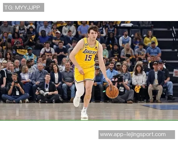 帕森斯:詹姆斯回归后里夫斯依然是湖人队的第二选择 帕森斯:詹姆斯回归后里夫斯依然是湖人队的第二选择