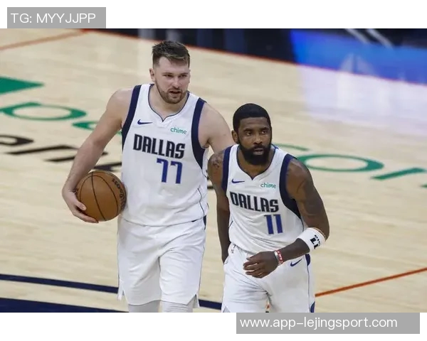 独行侠揭幕战首发阵容揭秘：弗拉格克莱华盛顿浓眉莱夫利共筑新赛季希望