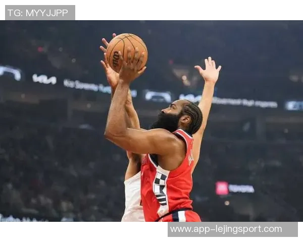 快船战绩堪忧一胜八负小卡激励全队哈登心情愉悦积极备战