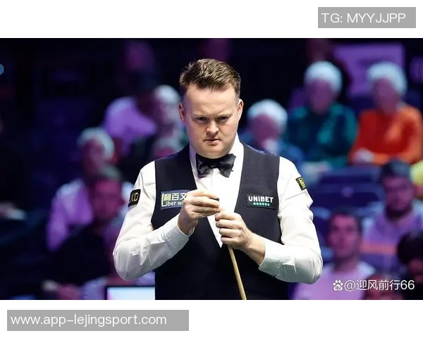 墨菲表现抢眼16投7中斩获20分4篮板4助攻2抢断三分球命中率高达40 墨菲表现抢眼16投7中斩获20分4篮板4助攻2抢断三分球命中率高达40