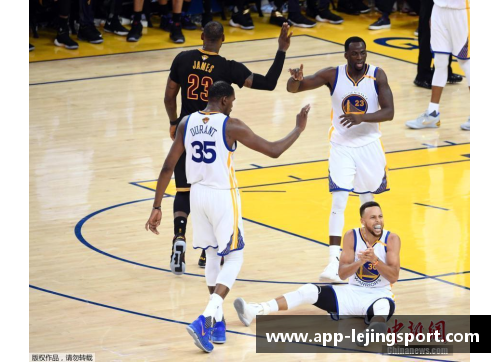 NBA轮换策略揭秘：关键时刻如何优化球员上场时间？